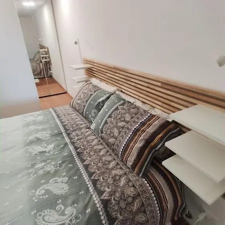 Lara's Appartement Quercianella